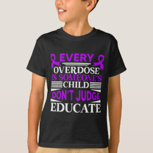 Overdosis bewustzijn geen oordeel onderwijs paarse t-shirt