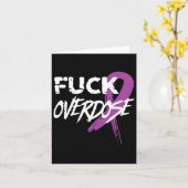 Overdosis Drugsverslaving Bewustzijn Paarse lint Kaart (Gele Bloem)