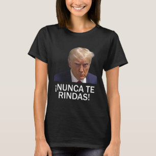 Overgave Trump augustus 2023 T-shirt