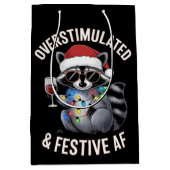 Overgestimuleerde en feestelijke AF Raccoon Espres Medium Cadeauzakje (Voorkant)