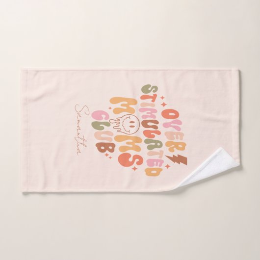 Overgestimuleerde Moms Club - Relatable en Real Bad Handdoek (Handdoek)