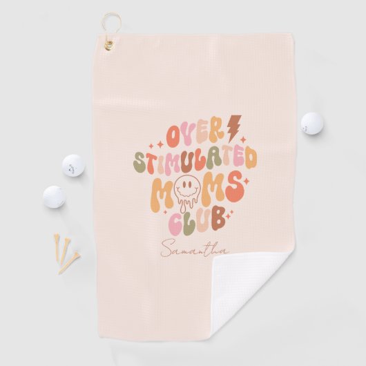Overgestimuleerde Moms Club - Relatable en Real Golfhanddoek (Insitu)