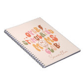 Overgestimuleerde Moms Club - Relatable en Real Notitieboek (Rechterzijde)