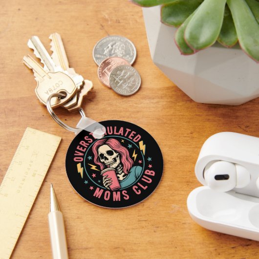 Overgestimuleerde Moms Club Skull Messy Mom Life Sleutelhanger (Bureau)
