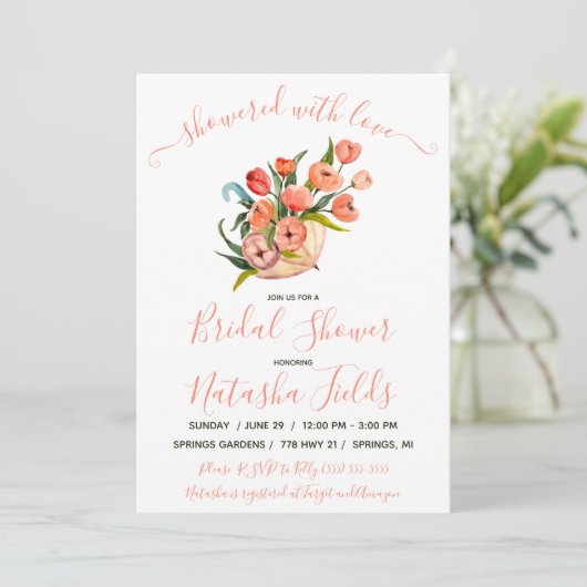 Overgoten met liefde! Bloemenparaplu Vrijgezellenf Kaart (Staand voorkant)