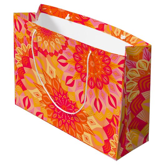 Overlappende Mandala Oranje Roze Geel Groot Cadeauzakje (Achterkant Gekanteld)