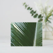 Overlapping Palm Fronds Tropical Green Abstract Briefkaart (Staand voorkant)