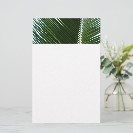Overlapping Palm Fronds Tropical Green Abstract Briefpapier (Staand voorkant)