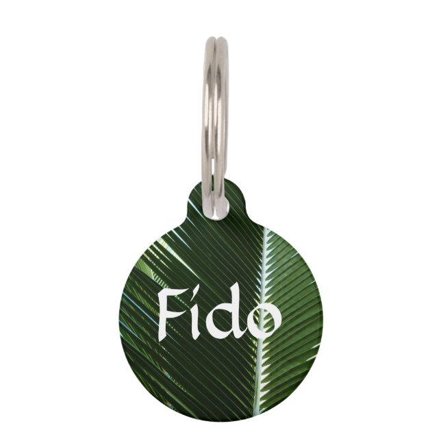 Overlapping Palm Fronds Tropical Green Abstract Huisdierpenning (Voorkant)