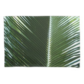 Overlapping Palm Fronds Tropical Green Abstract Kussensloop (Voorkant)