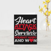 Overlevende hartaanval heeft hard gevochten en Red Kaart (Gele Bloem)