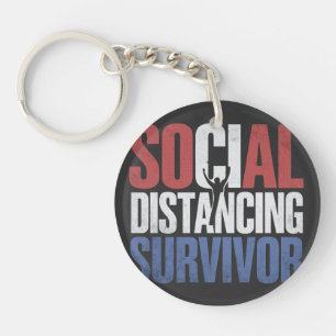 overlevende met sociale afstandsbediening sleutelhanger