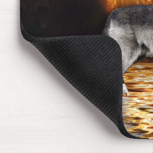 "Overlevende" Wolf Mousepad Muismat (Hoek)