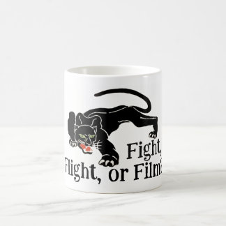 Overlevingsinstinct Vecht, vlucht of film? Keuzes Koffiemok