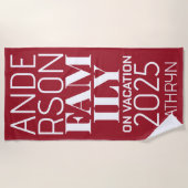 Overmaatse letters Familienaam Rood Strandlaken (Voorkant)