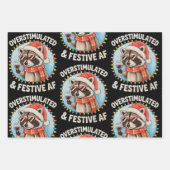 Overprikkeld en feestelijk bij Feral Raccoon Xmas Inpakpapier Vel (Voorkant)