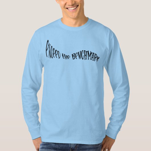 Overschrijd de Benchmark T-Shirt (Voorkant)