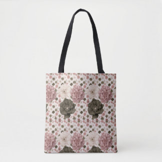 Oversized bloemen in gedempte roze, crème en olijf tote bag