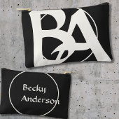 Oversized Initialen in wit en zwart Etui