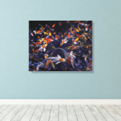 OVERSTROMING KOI VISSEN CANVAS AFDRUK (Insitu (Houten vloer))