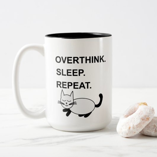 Overthink Sleep Repeat Slapen Kat Tweekleurige Koffiemok (Met donut)