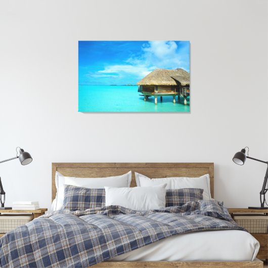 Overwater bungalow op Bora Bora canvas print (Insitu (Slaapkamer))