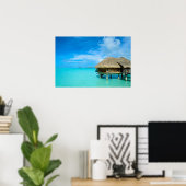 Overwaterbungalow op Bora Bora Poster (Thuiskantoor)
