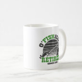 Ovisachtig in ruste Gevist pensionering Gift Green Koffiemok (Voorkant rechts)