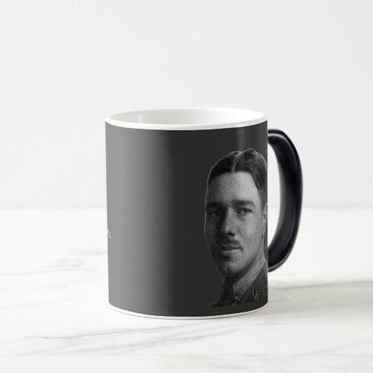 Owen - de Poet Soldaat Magische Mok (Voorkant rechts)