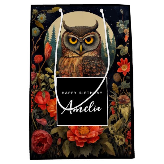 Owl at Night with a Full Moon Birthday Medium Cadeauzakje (Voorkant)