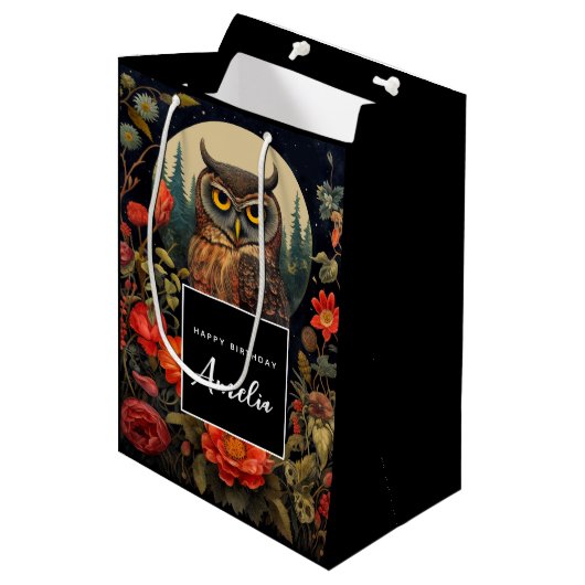 Owl at Night with a Full Moon Birthday Medium Cadeauzakje (Voorkant Gekanteld)
