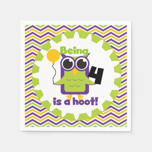 Owl Beer 4 is een Hoot Birthday Paper Napkins Servetten (Voorkant)
