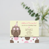 Owl Birthday Party nodigt roze en bruine pokadots  Kaart (Staand voorkant)