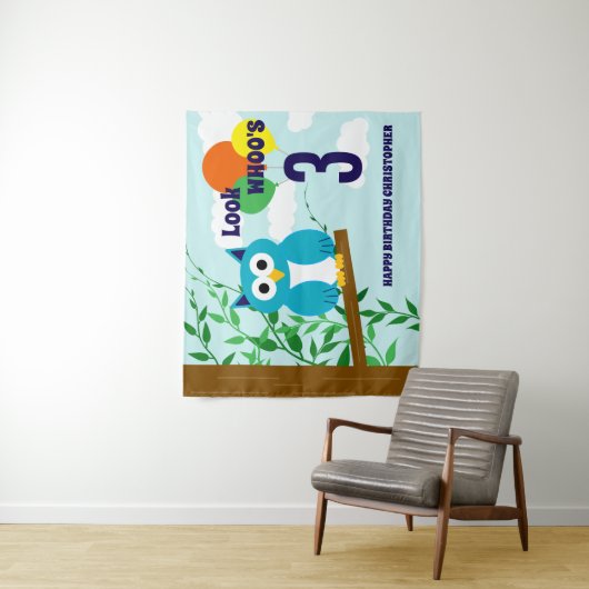 Owl Birthday Wandkleed (In situ)