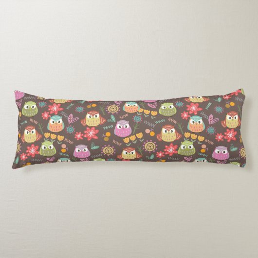 Owl Brown Lichaamskussen (Voorkant)