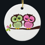 Owl Couple Keramisch Ornament<br><div class="desc">Schattig paar uilen op een tak.</div>