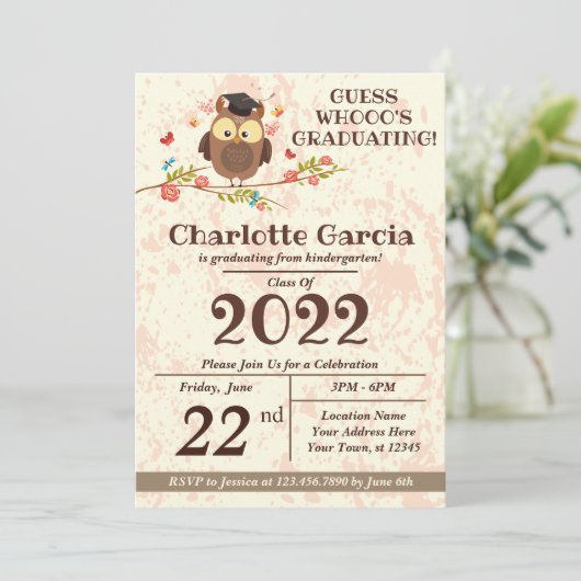 Owl Funny Kindergarten Afstuderen Kaart (Staand voorkant)