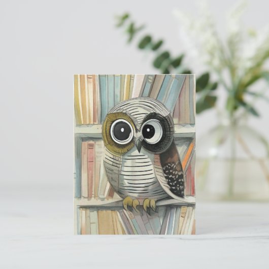 Owl in de kunstkaart van de bibliotheek briefkaart (Staand voorkant)