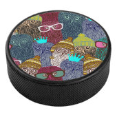 Owl in kroon hockey puck (3/4)