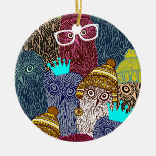 Owl in kroon keramisch ornament