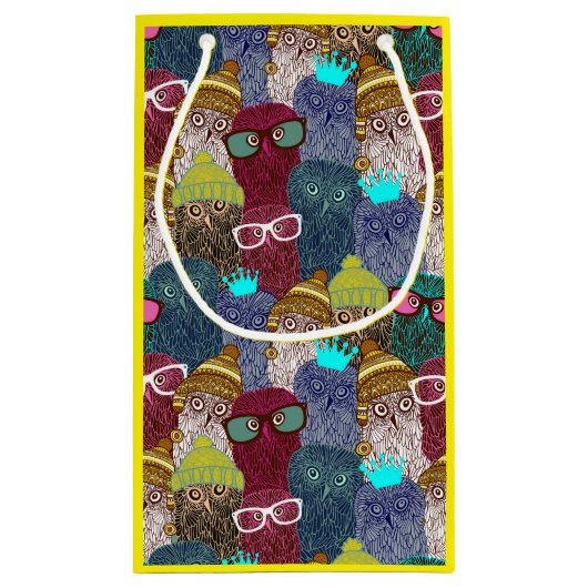 Owl in kroon klein cadeauzakje (Achterkant)