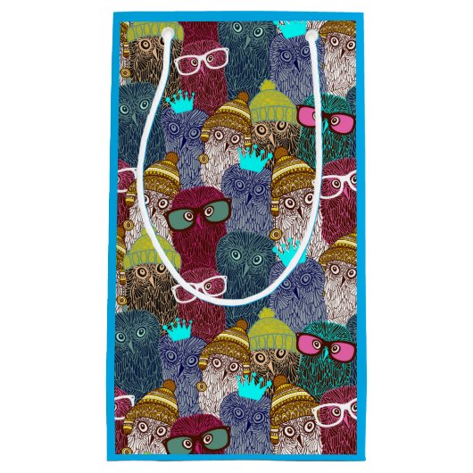 Owl in kroon klein cadeauzakje (Voorkant)