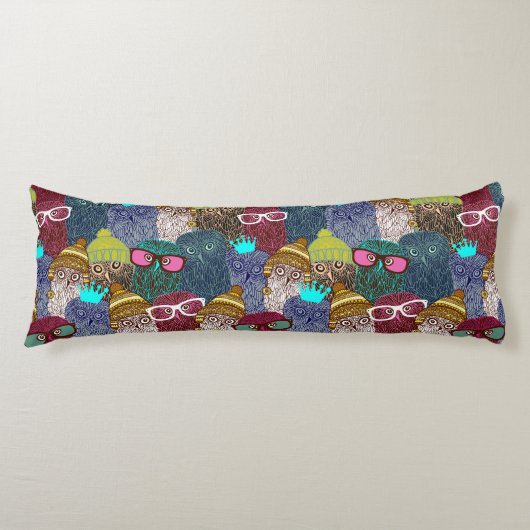 Owl in kroon lichaamskussen (Voorkant)