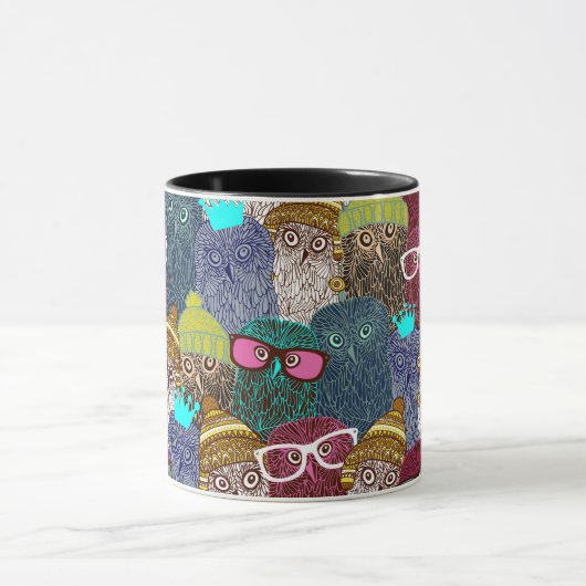 Owl in kroon mok (Midden)