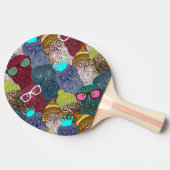 Owl in kroon tafeltennisbatje (Zijkant)