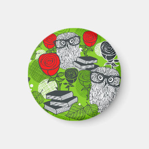 Owl in rode rozen magneet