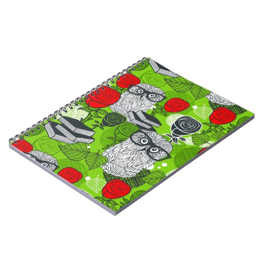 Owl in rode rozen notitieboek (Linkerzijde)