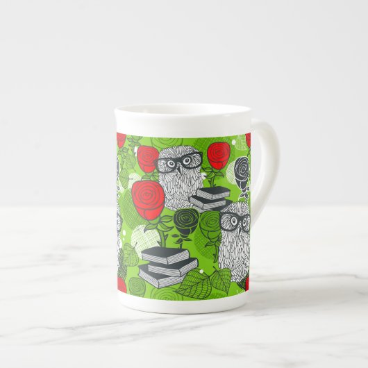 Owl in rode rozen porselein kop (Voorkant rechts)