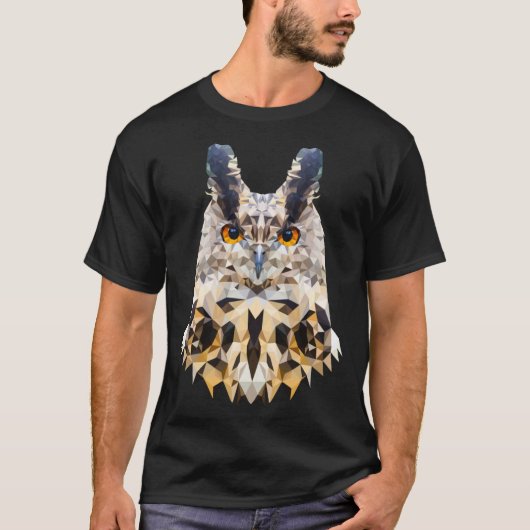 Owl Motive Proud Owl in Polygon Style WPAP Owl P T-shirt (Voorkant)