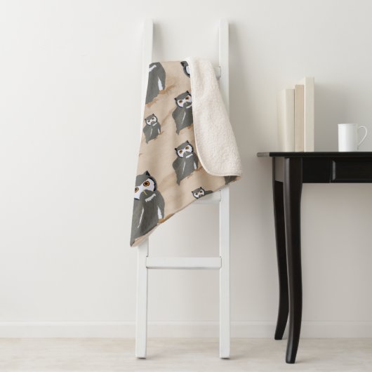 Owl Pattern & Rustic Wood Sherpa Deken (In situ)